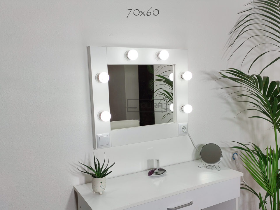 6-70x60-Ogledalo-za-šminkanje-sa-ramom-sijalicama-kozmetičko-holivudsko-pozorišno-MakeUp-mirror-zrcalo