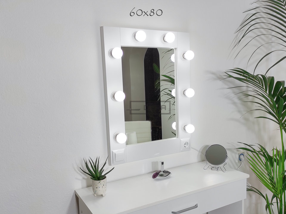 7-60x80-Ogledalo-za-šminkanje-sa-ramom-sijalicama-kozmetičko-holivudsko-pozorišno-MakeUp-mirror-zrcalo